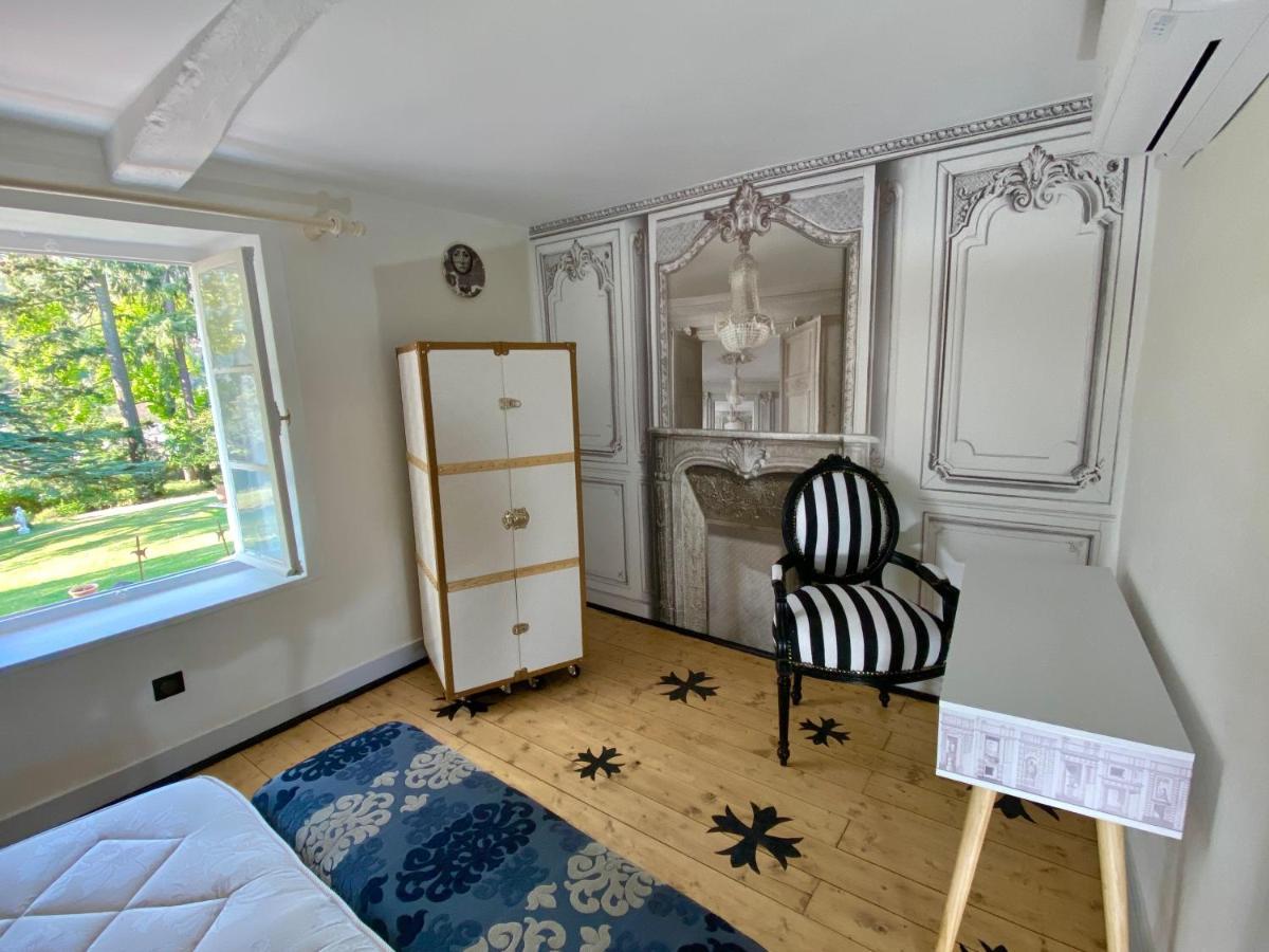 Chateau Des Janroux Juliénas Kamer foto
